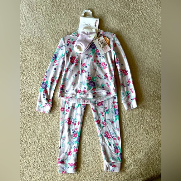 NWT Jessica Simpson Girls 3-Piece Pajama Set with Socks 3T - Picture 2 of 10